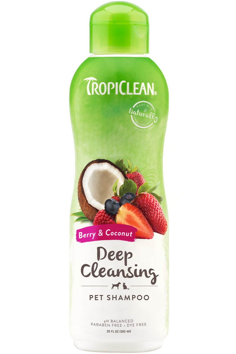 TropiClean Deep Cleansing Shampoo with Berry and Coconut - 20 oz